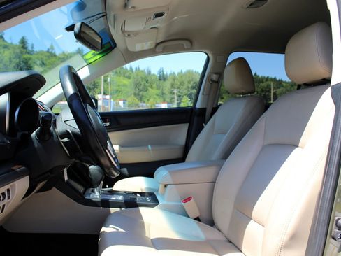 Used 2015 Subaru Outback 2.5i Limited w/ Popular Package #4 AWD/4WD image 11