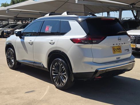 Certified 2025 Nissan Rogue Platinum AWD/4WD image 5