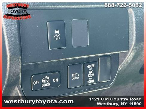 Used 2022 Toyota Tacoma TRD Off-Road w/ Technology Package AWD/4WD image 24