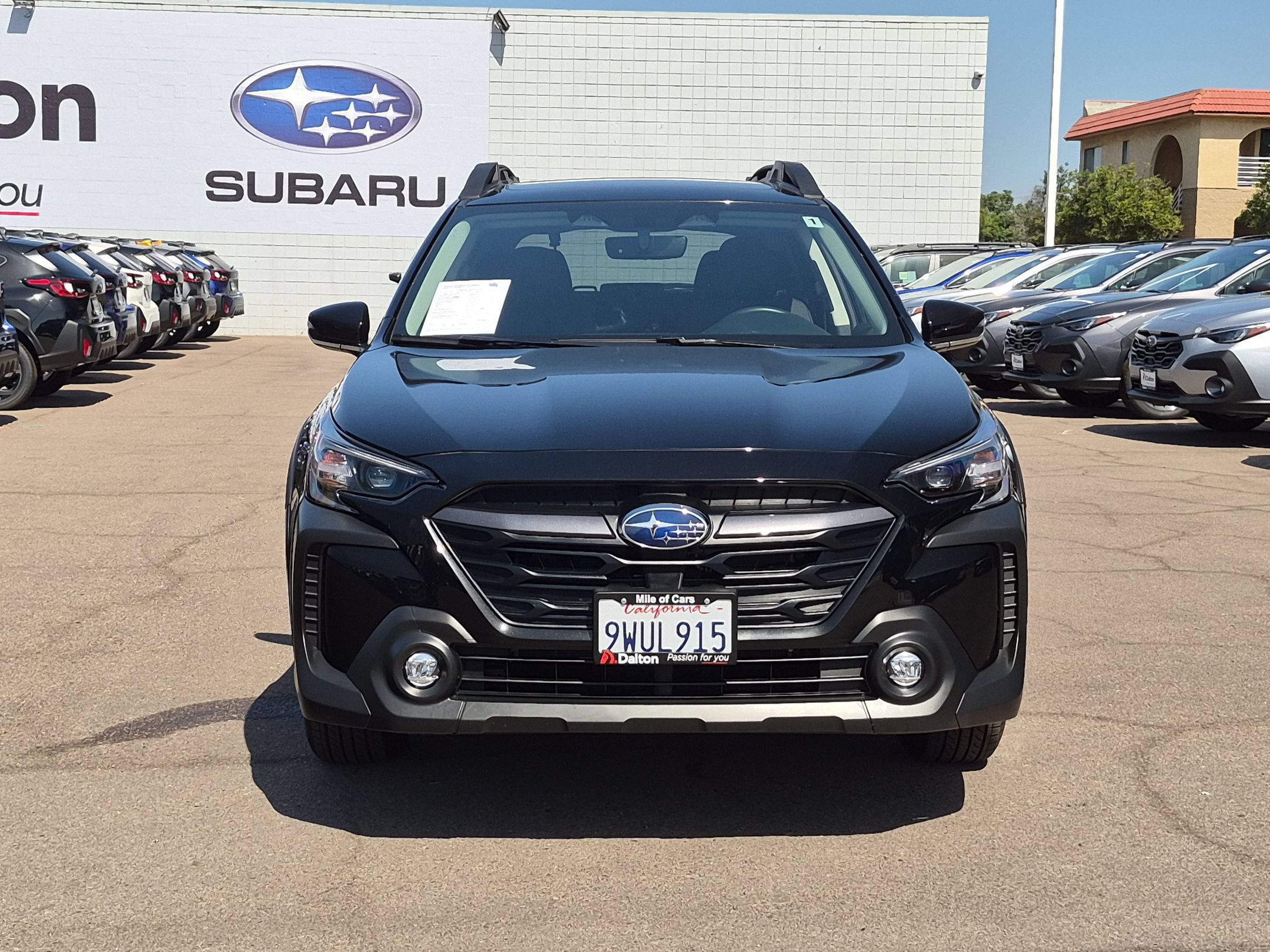 Certified 2025 Subaru Outback Premium AWD/4WD image 3