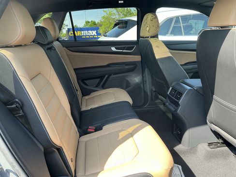 New 2026 Volkswagen Atlas Cross Sport SEL R-Line AWD/4WD image 25