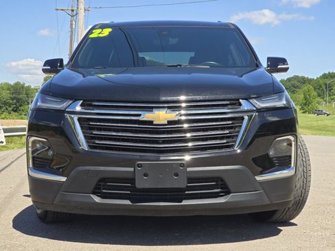 Used 2023 Chevrolet Traverse LT w/ LT Premium Package AWD/4WD image 11