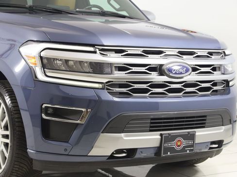 Used 2023 Ford Expedition Platinum AWD/4WD image 42