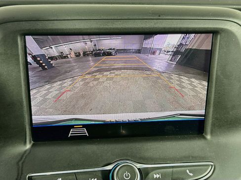 Used 2020 Chevrolet Camaro LT RWD image 19