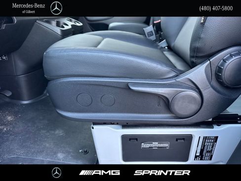 New 2025 Mercedes-Benz Sprinter 2500 image 24