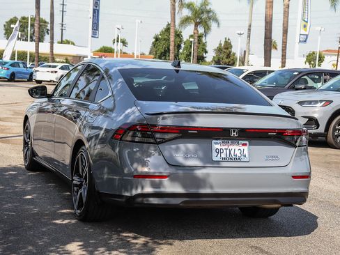 Used 2025 Honda Accord Sport image 13
