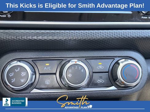 Used 2021 Nissan Kicks S image 14