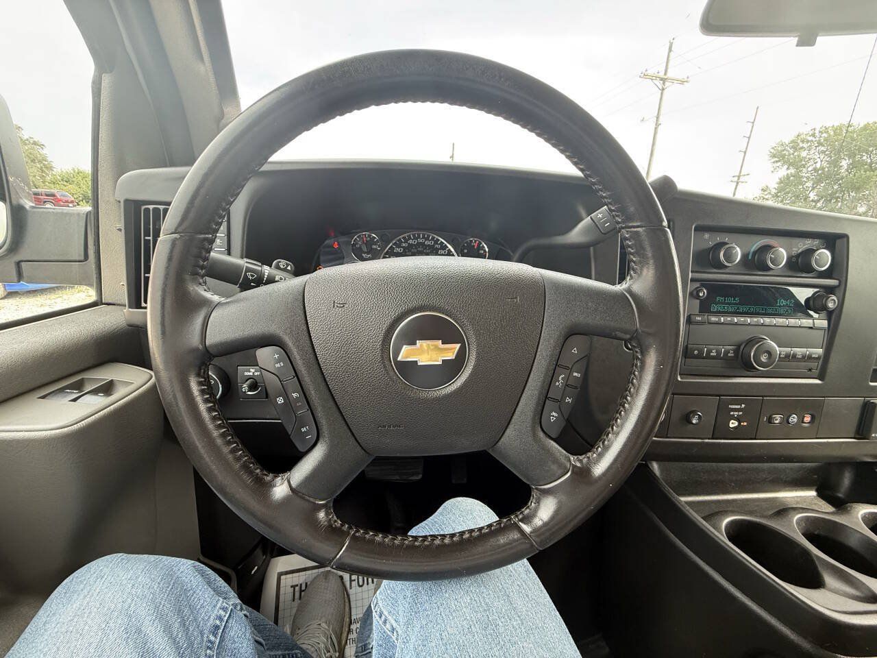 Used 2020 Chevrolet Express 2500 w/ Driver Convenience Package RWD image 25