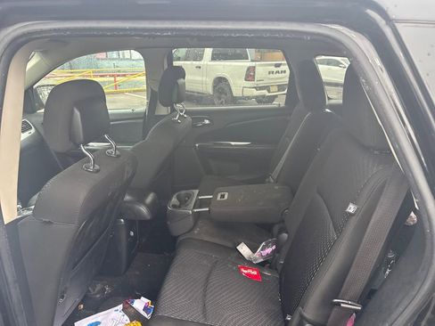 Used 2019 Dodge Journey SE w/ Premium Group image 17