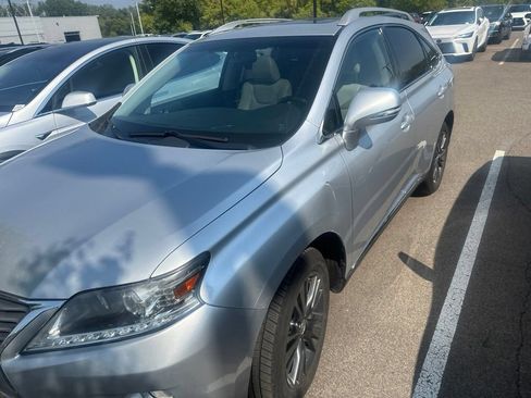 Used 2014 Lexus RX 450h AWD image 2