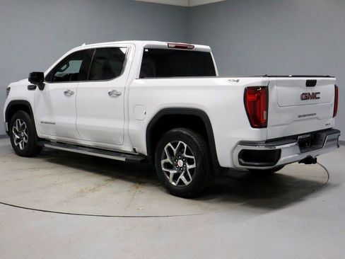 Used 2023 GMC Sierra 1500 SLT w/ SLT Premium Package image 9