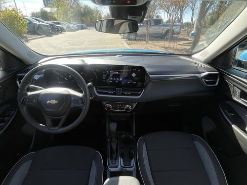 Used 2025 Chevrolet TrailBlazer LT image 10