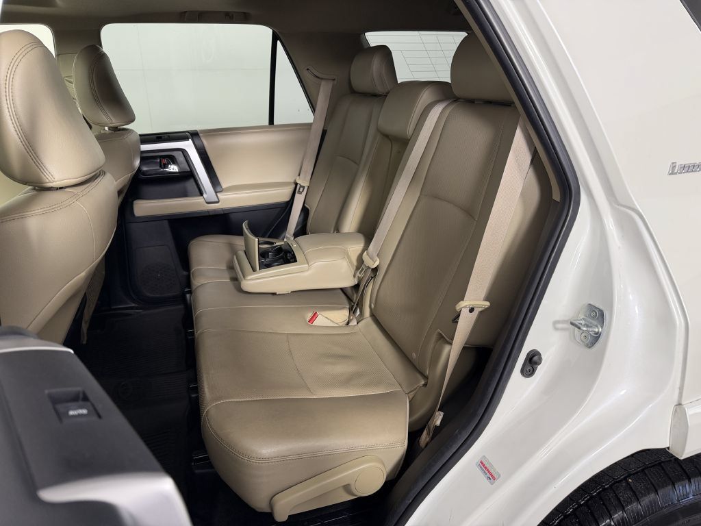 Used 2018 Toyota 4Runner Limited AWD/4WD image 18