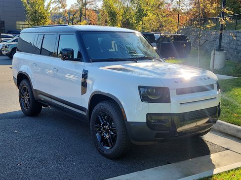 New 2026 Land Rover Defender 130 S image 10