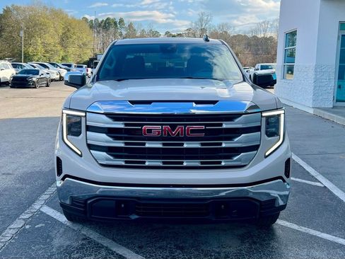 New 2026 GMC Sierra 1500 SLE image 10