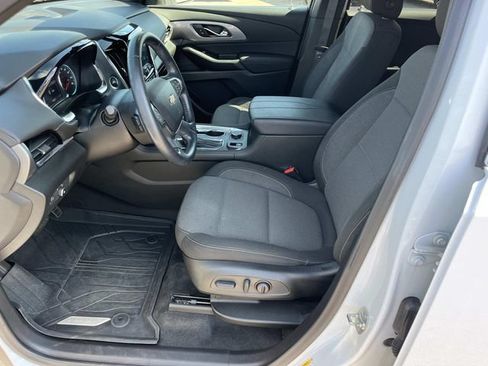 Certified 2023 Chevrolet Traverse LT FWD image 25