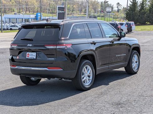 New 2026 Jeep Grand Cherokee Laredo X AWD/4WD image 5
