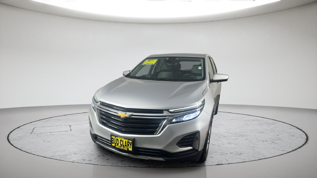 Used 2022 Chevrolet Equinox LT w/ Driver Convenience Package AWD/4WD image 2