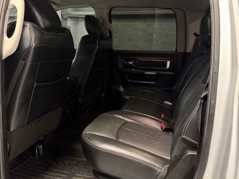Used 2018 RAM 2500 Laramie AWD/4WD image 10