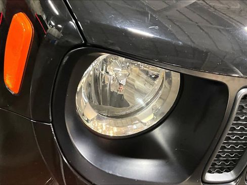 Used 2020 Jeep Renegade Trailhawk image 27