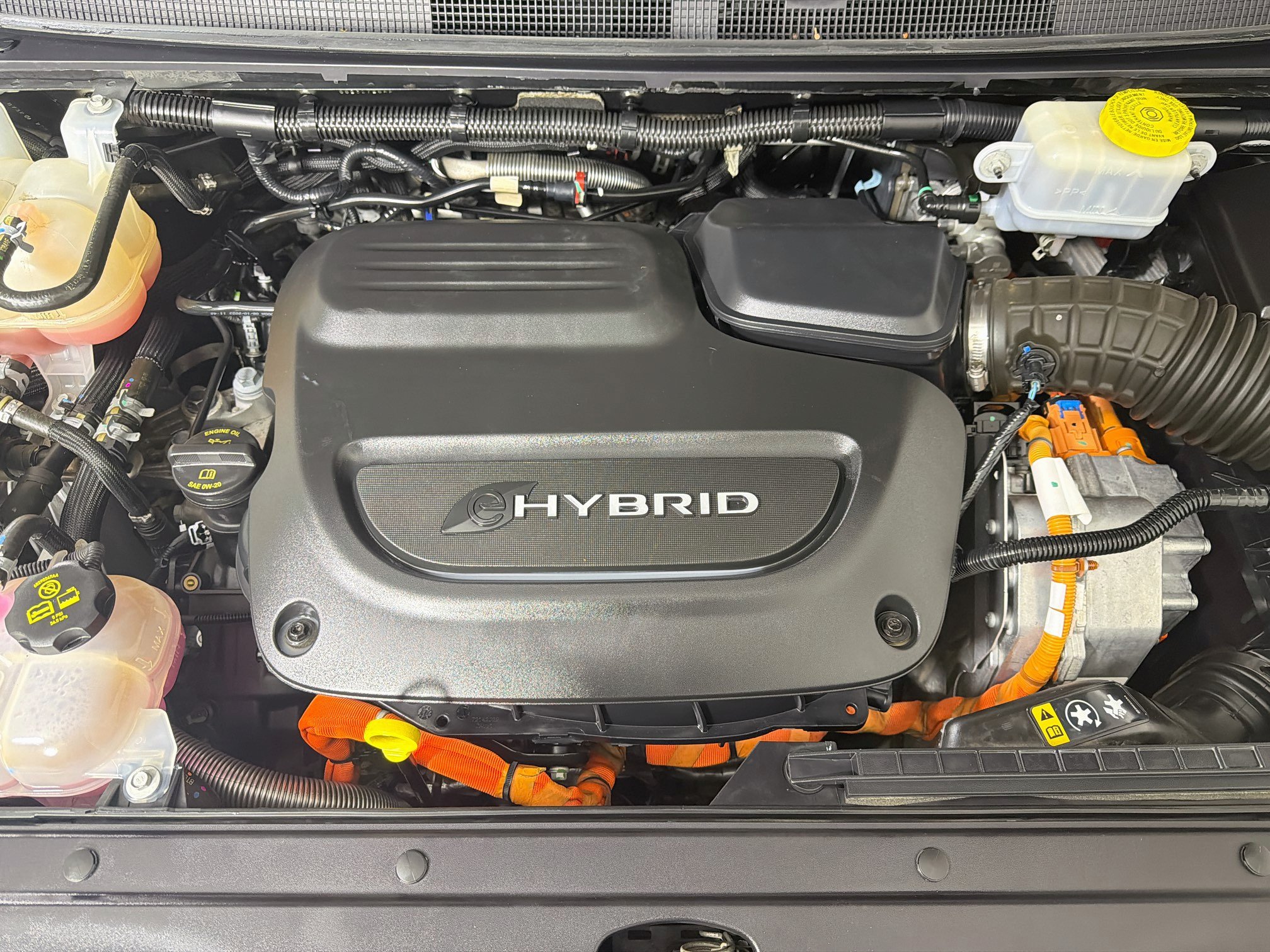 Used 2023 Chrysler Pacifica Touring-L FWD image 33
