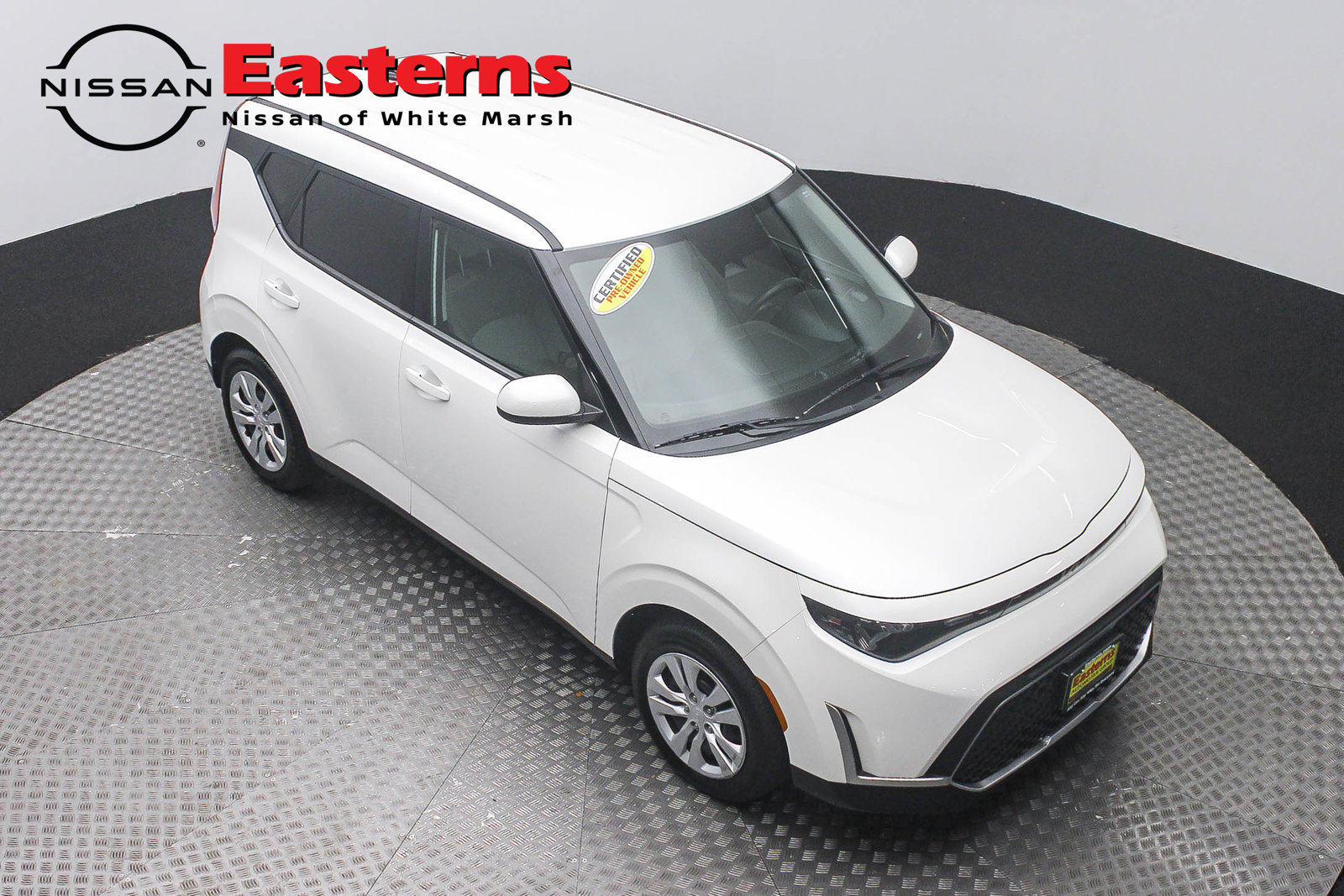 Used 2023 Kia Soul LX FWD image 3