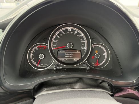 Used 2017 Volkswagen Beetle 1.8T Classic image 22