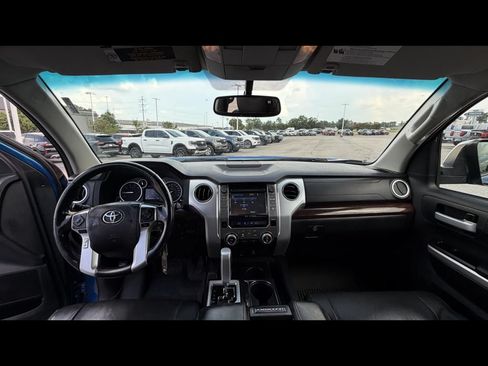 Used 2016 Toyota Tundra Limited w/ Limited Premium Package RWD image 17
