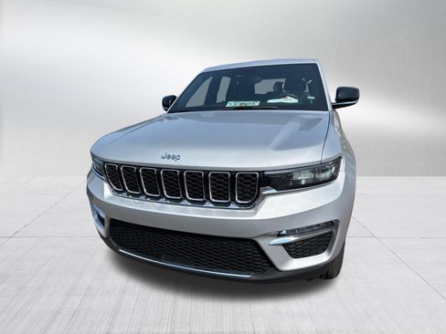 Used 2024 Jeep Grand Cherokee Limited 4xe AWD/4WD image 2