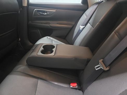 Used 2015 Nissan Altima 2.5 SL w/ Technology Package image 9