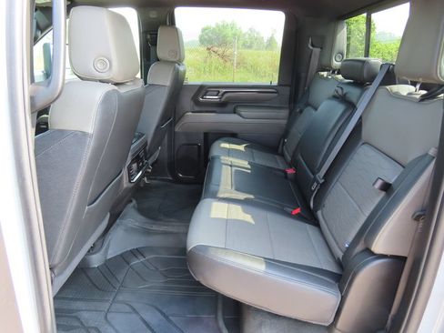 Certified 2024 Chevrolet Silverado 2500 ZR2 w/ Technology Package AWD/4WD image 32