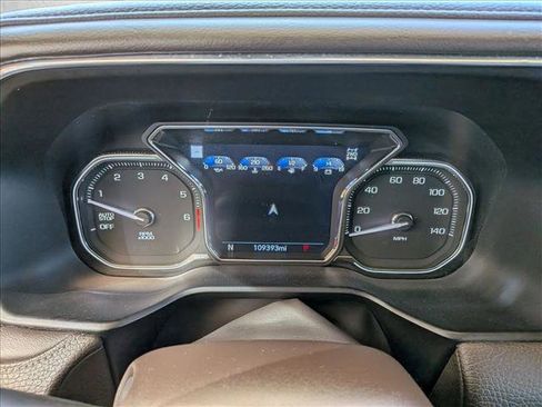 Used 2021 GMC Yukon Denali w/ Denali Premium Package AWD/4WD image 12