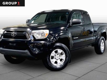 Used 2015 Toyota Tacoma 4x4 Access Cab w/ SR5 Package