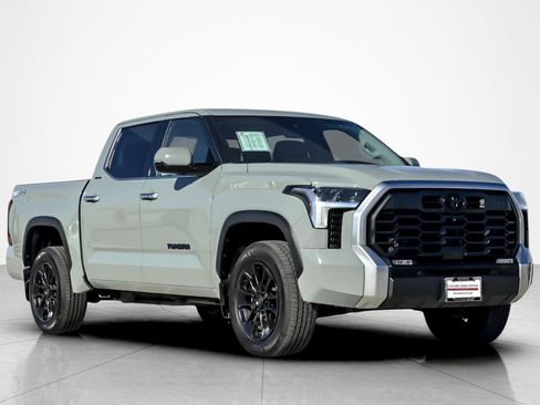Used 2023 Toyota Tundra Limited image 7