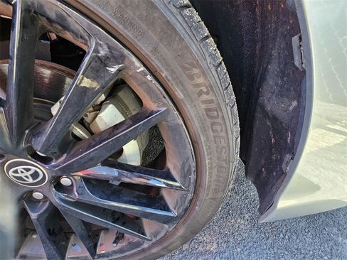 Used 2021 Toyota Camry XSE image 4