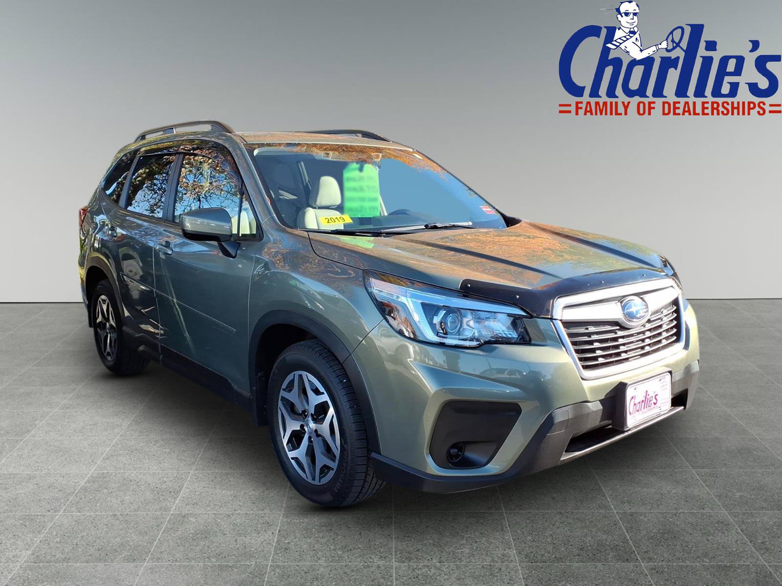 Used 2019 Subaru Forester Premium AWD/4WD image 3