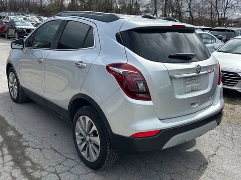 Used 2019 Buick Encore Preferred image 2