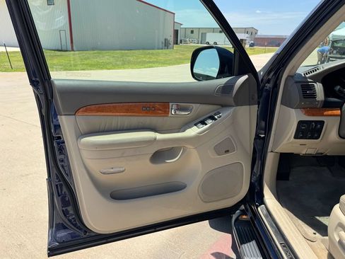 Used 2007 Lexus GX 470 AWD/4WD image 12