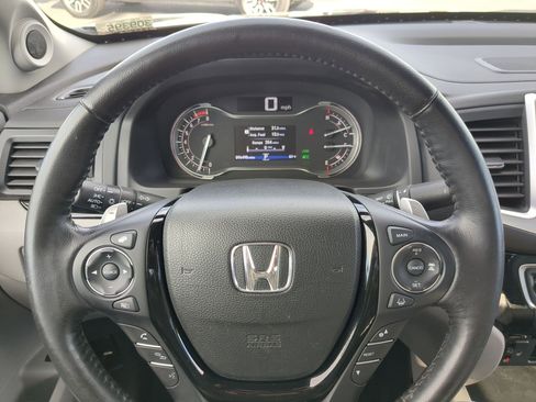 Used 2020 Honda Ridgeline RTL-E image 15