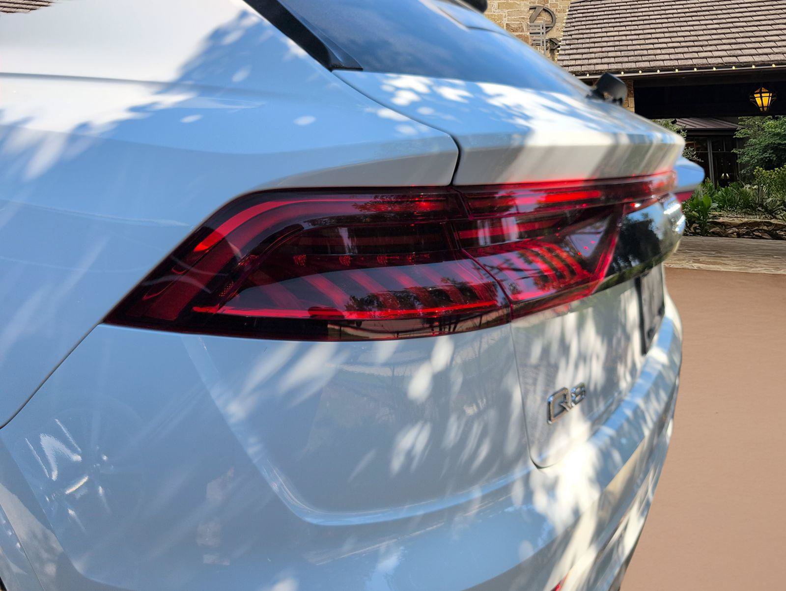 Used 2022 Audi Q8 Premium AWD/4WD image 8