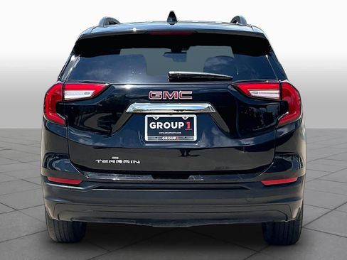 Used 2022 GMC Terrain SLE w/ Driver Convenience Package FWD image 5