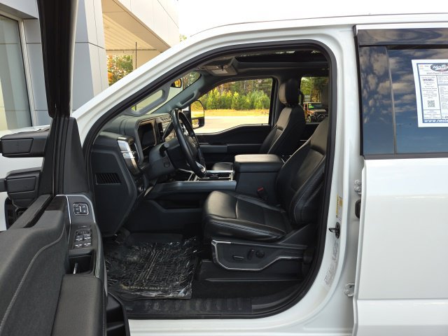 Used 2023 Ford F250 Lariat w/ Lariat Ultimate Package AWD/4WD image 28