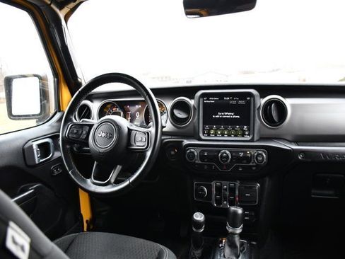 Used 2021 Jeep Wrangler Unlimited Sport image 19