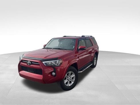 Used 2020 Toyota 4Runner SR5 Premium image 3