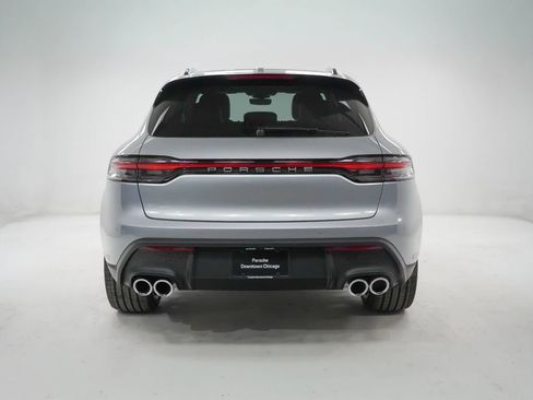 Certified 2026 Porsche Macan AWD/4WD image 11