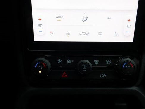 New 2025 Ford Ranger Lariat w/ Black Appearance Package image 9