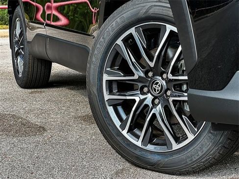 New 2026 Toyota Corolla Cross XLE image 2