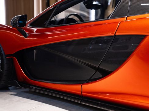 Used 2014 McLaren P1 image 27