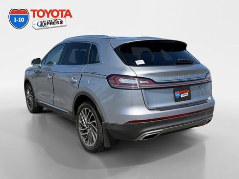 Used 2020 Lincoln Nautilus Reserve FWD image 3