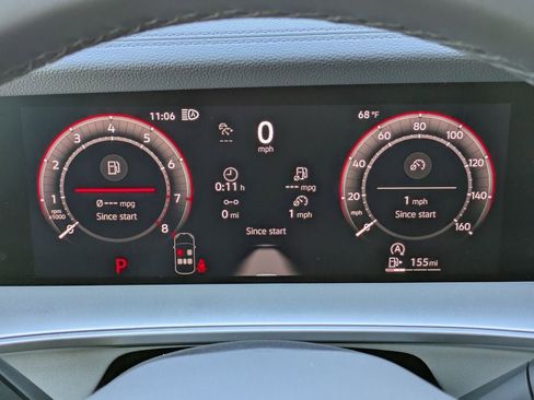 New 2026 Volkswagen Tiguan SE R-Line FWD image 39